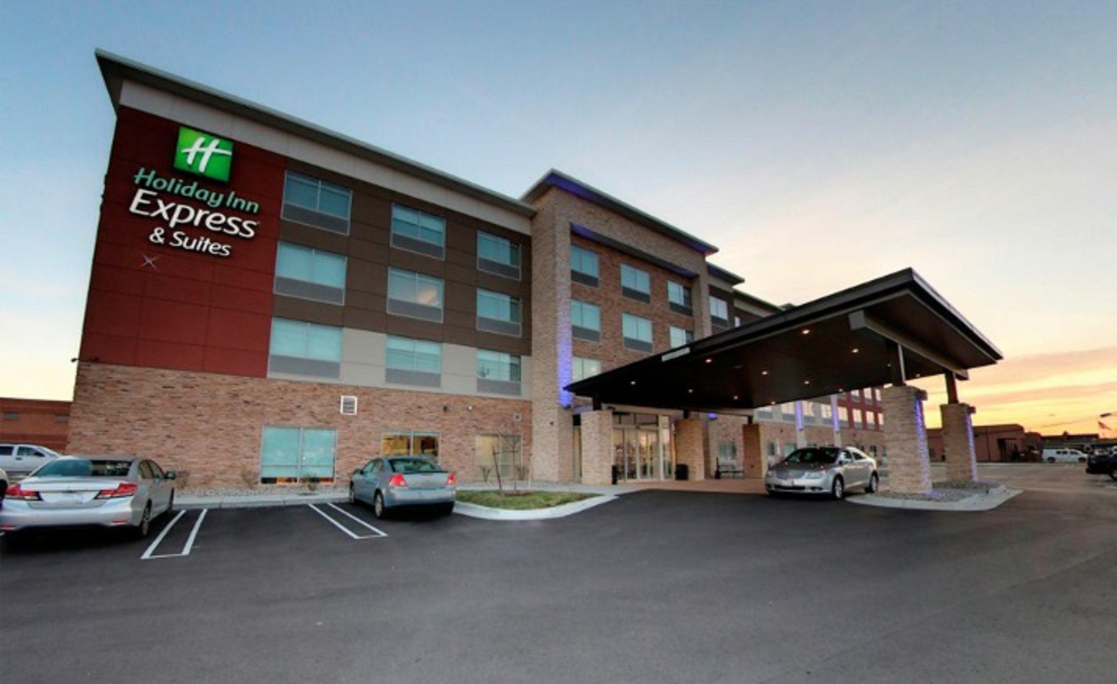 Holiday Inn Express & Suites - Detroit North - Roseville By Ihg Exteriér fotografie