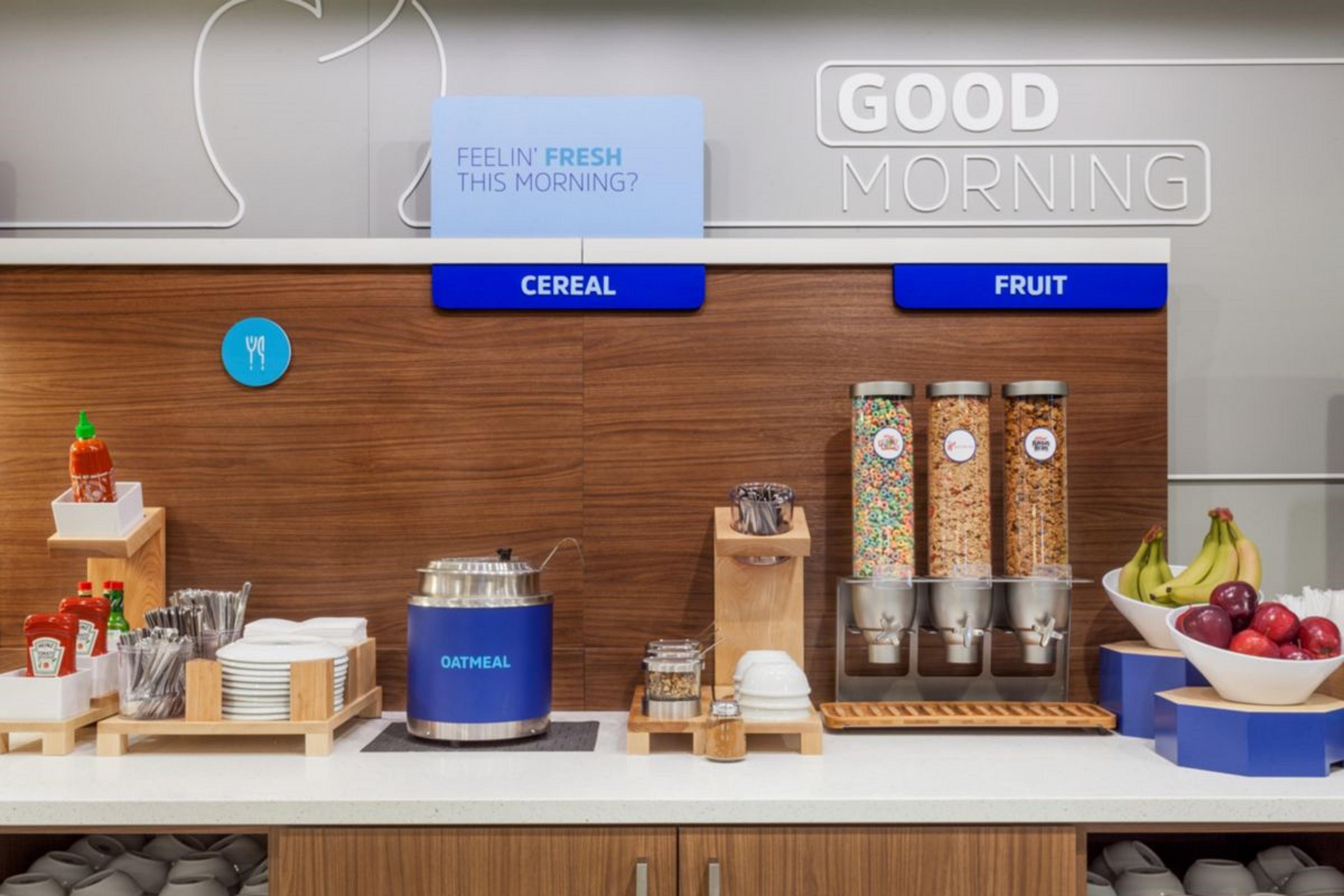 Holiday Inn Express & Suites - Detroit North - Roseville By Ihg Exteriér fotografie