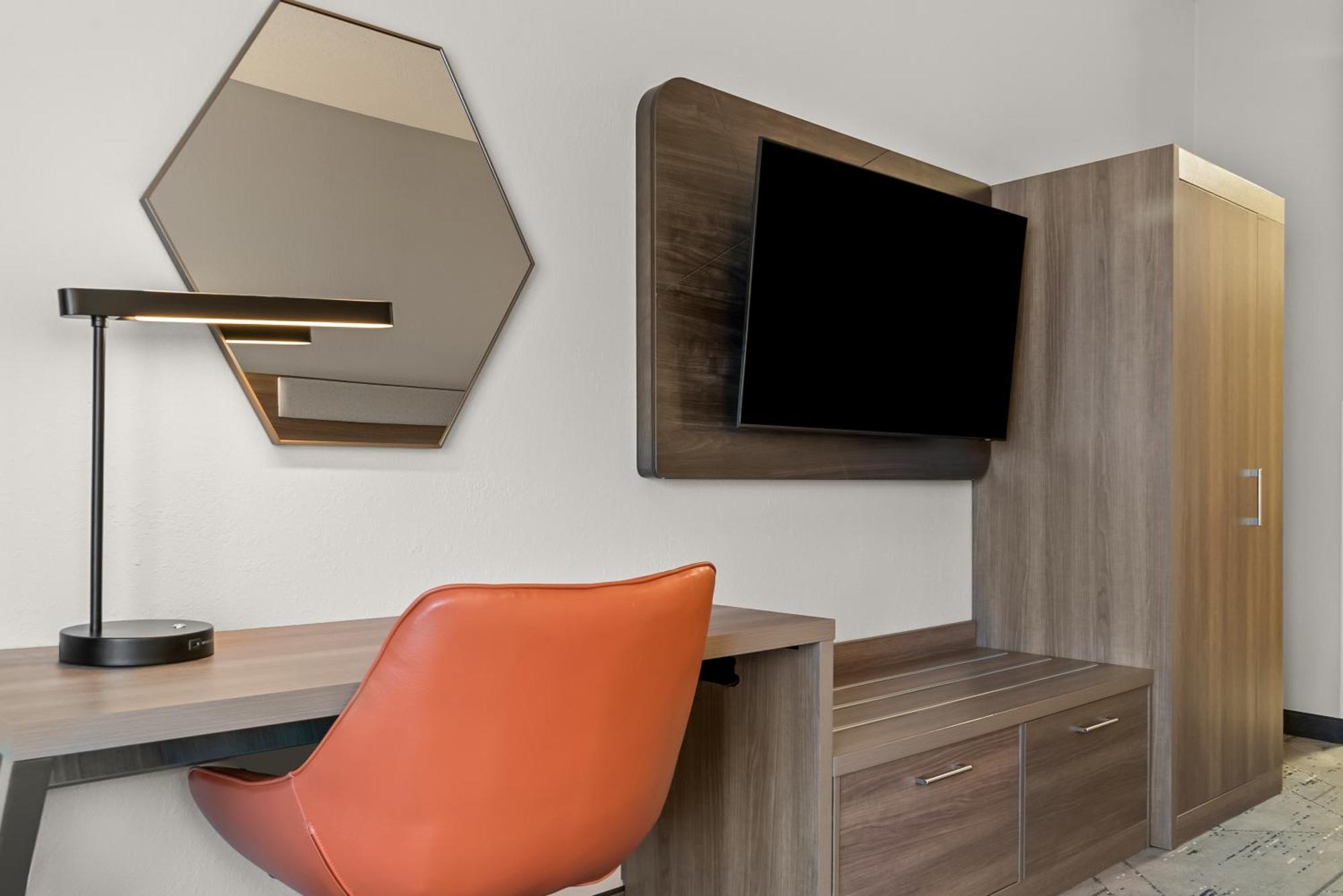 Holiday Inn Express & Suites - Detroit North - Roseville By Ihg Exteriér fotografie