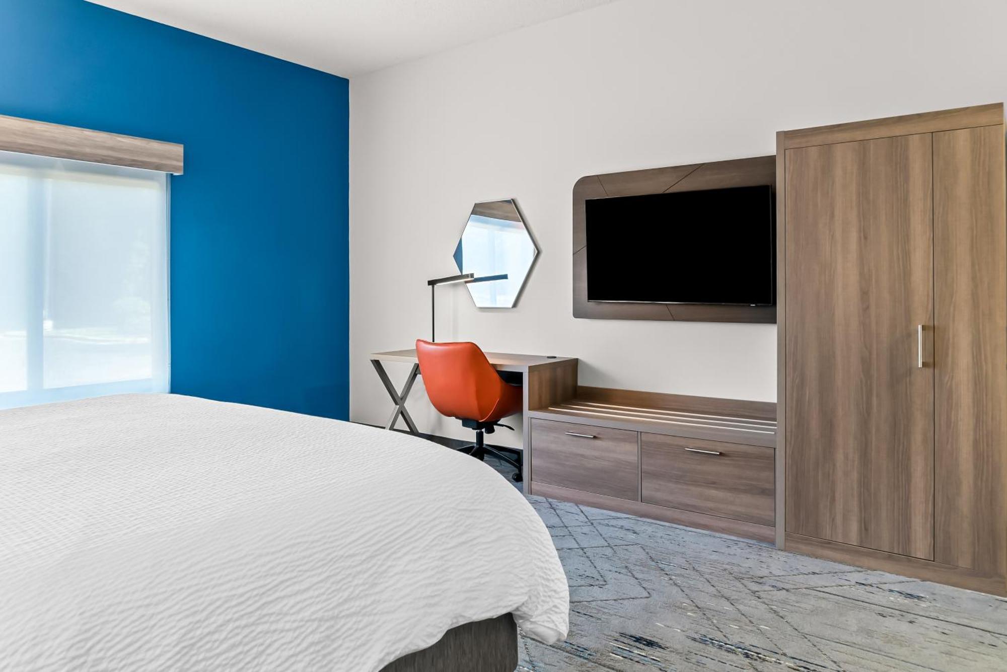 Holiday Inn Express & Suites - Detroit North - Roseville By Ihg Exteriér fotografie