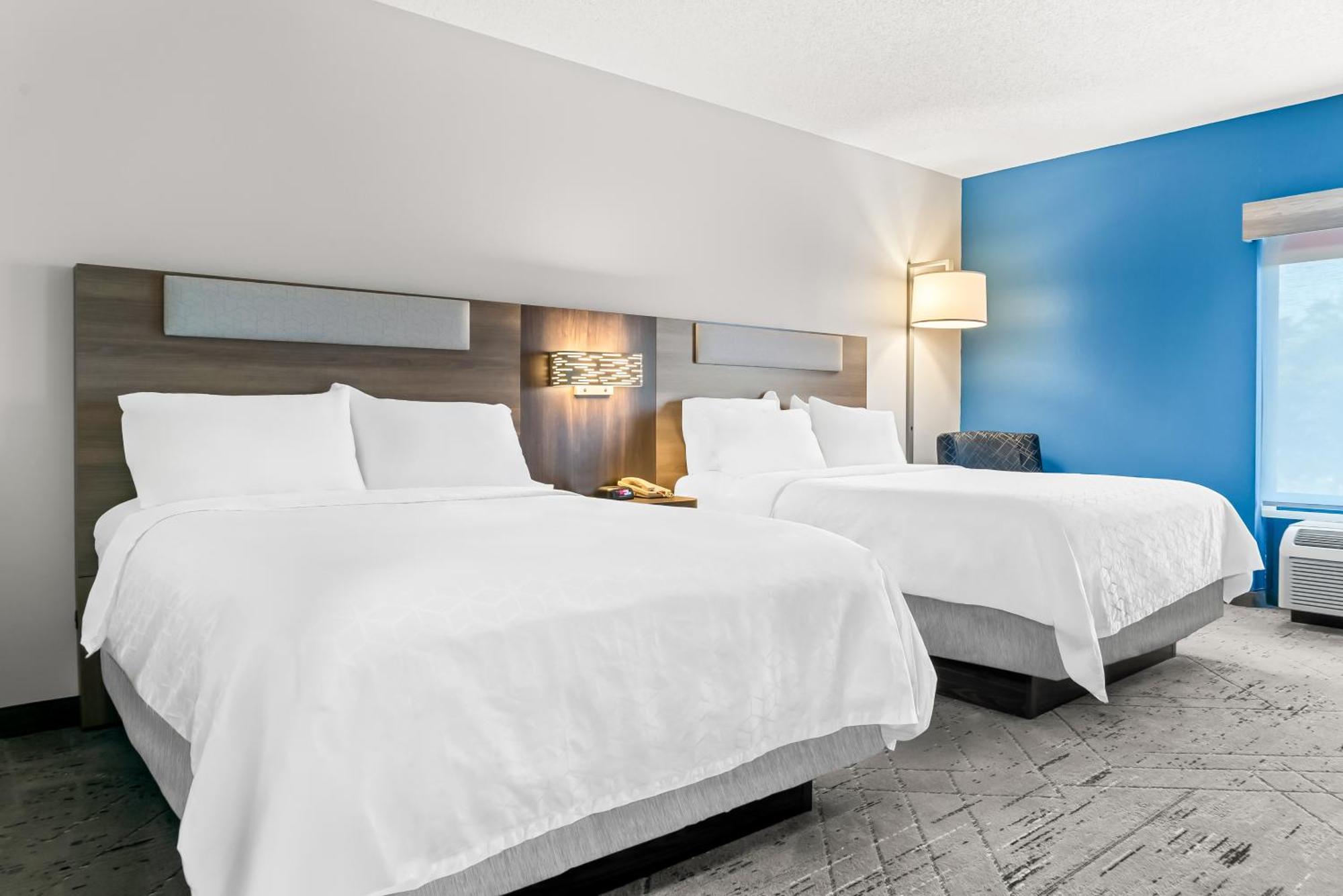 Holiday Inn Express & Suites - Detroit North - Roseville By Ihg Exteriér fotografie
